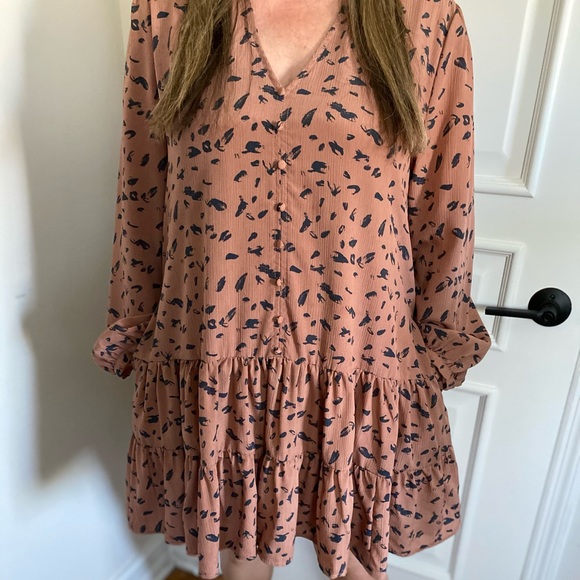 Women’s ruffled tiered dress - Picture 3 of 11